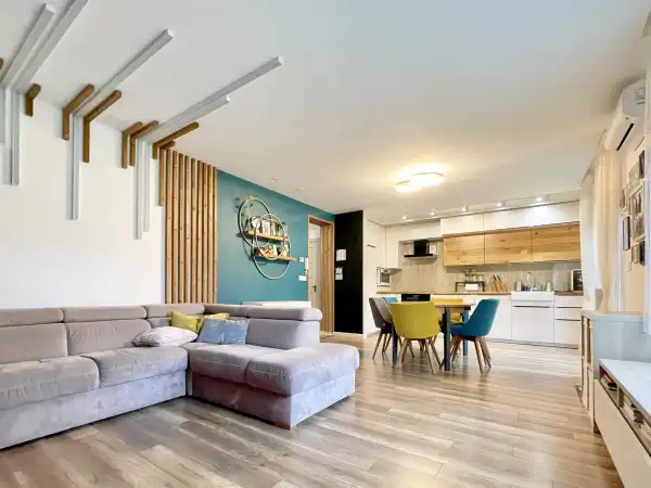 Eladó újszerű sorház, Nyíregyháza 5 szoba 143 m² 119.9 M Ft