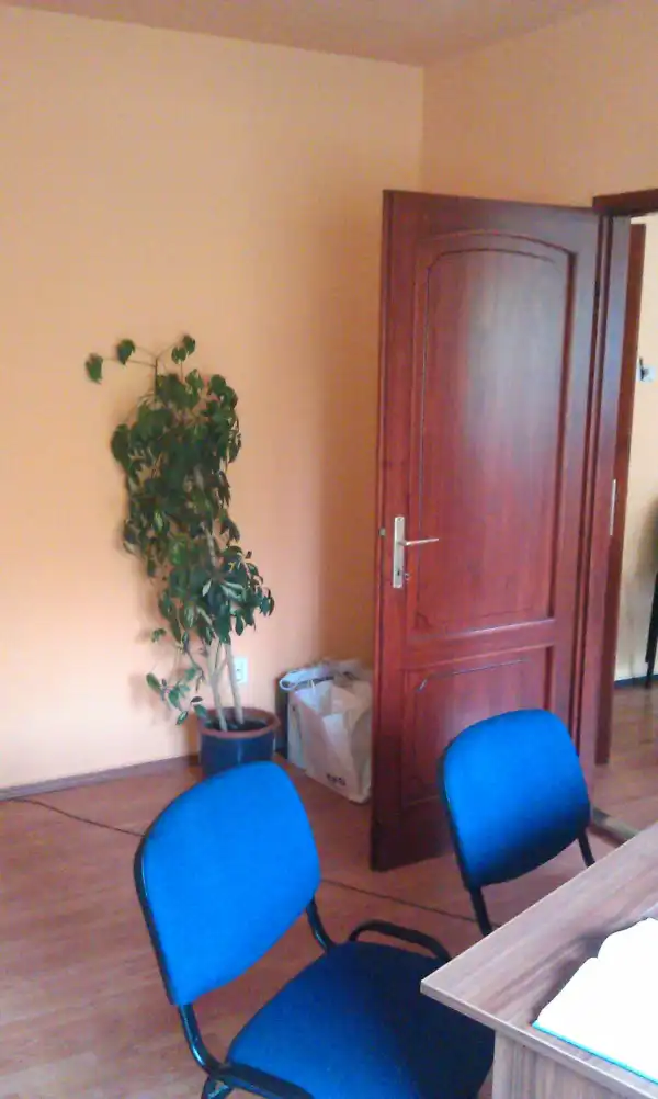 Kiadó irodaházban B, B+ kat., Nyíregyháza 3 szoba 45 m² 120 E Ft/hó